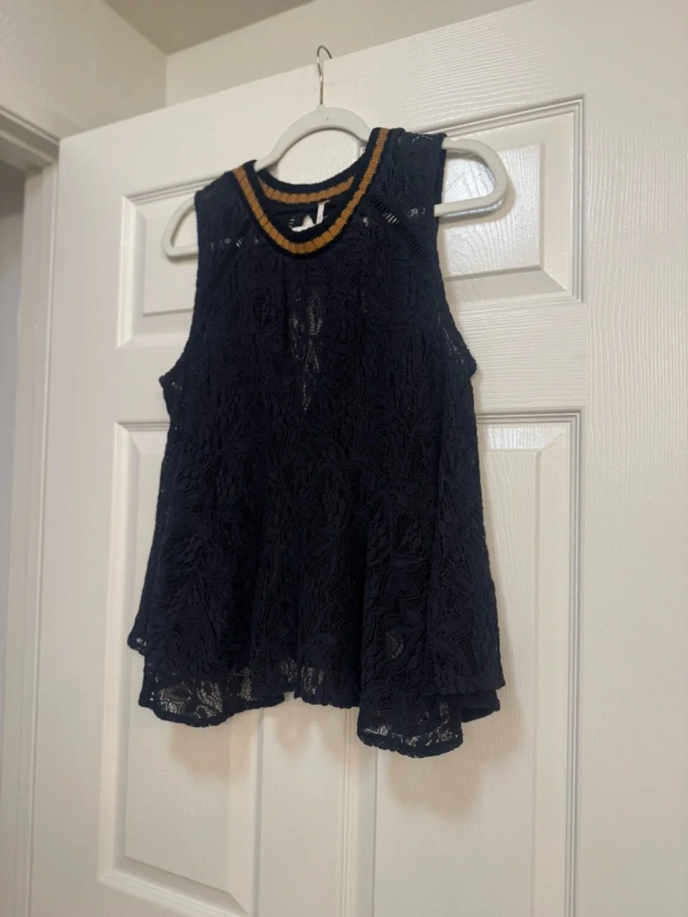 Free People Maisie Black Lace Sleeveless Peplum Top - Picture 3 of 10